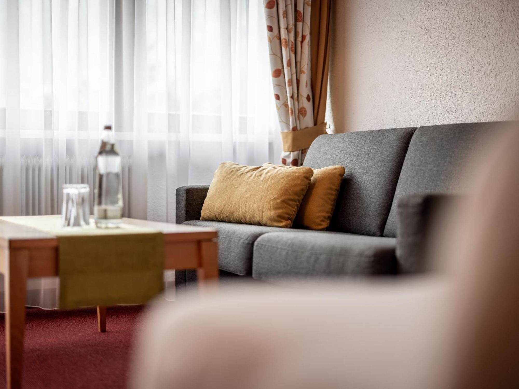 Hotel Engel Мелау Екстериор снимка