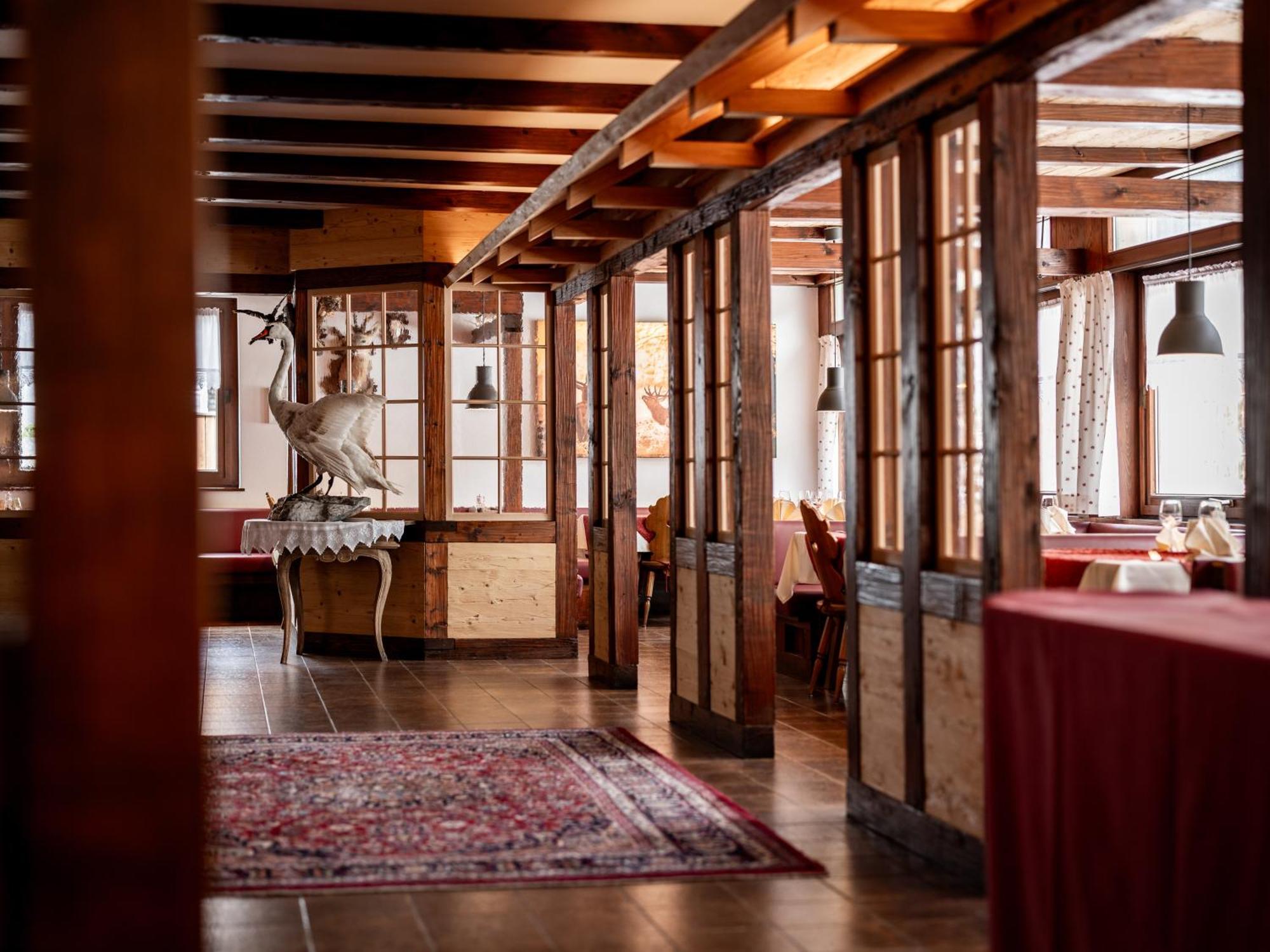 Hotel Engel Мелау Екстериор снимка