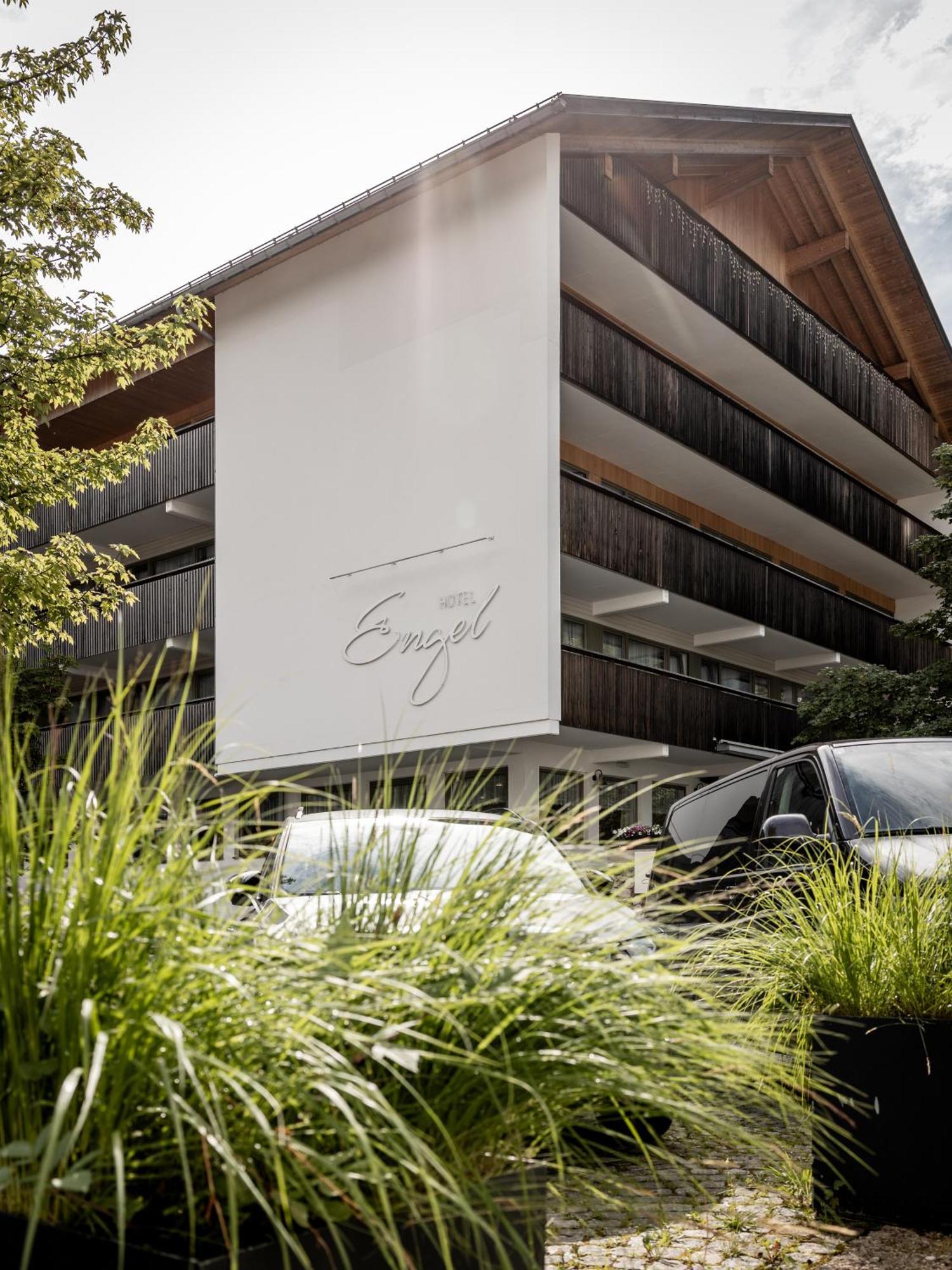 Hotel Engel Мелау Екстериор снимка